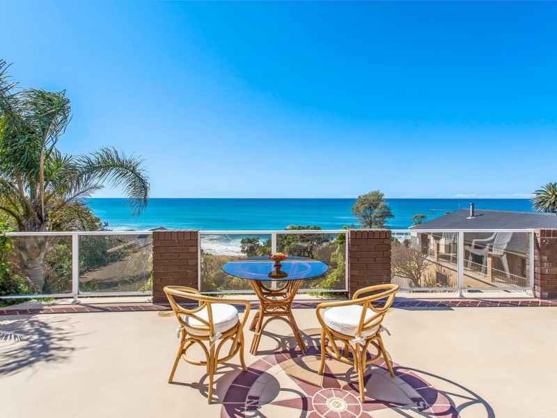 10 Reef Ave, Wombarra NSW 2515