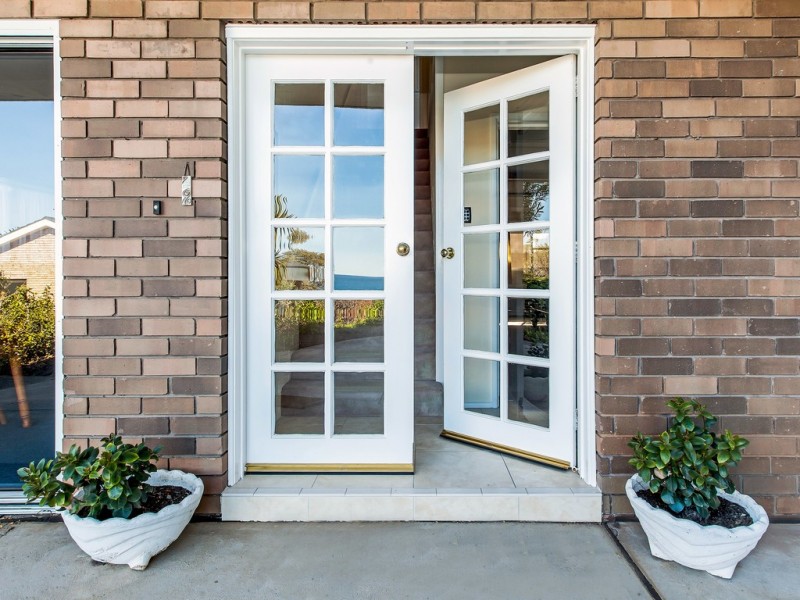 10 Reef Ave, Wombarra NSW 2515