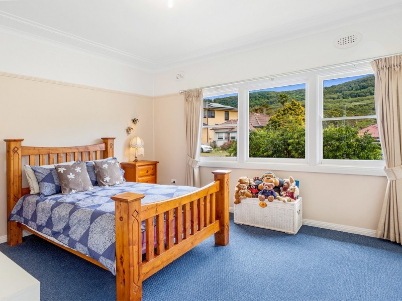5 Sturdee Avenue, Bulli NSW 2516