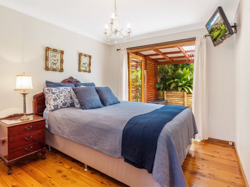 14 The Crescent, Helensburgh NSW 2508