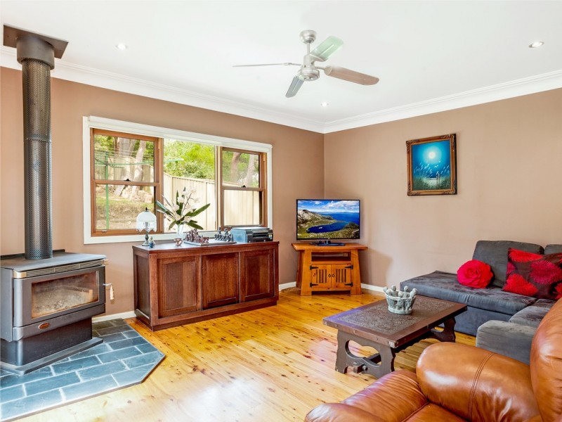 30 Foster Street, Helensburgh NSW 2508