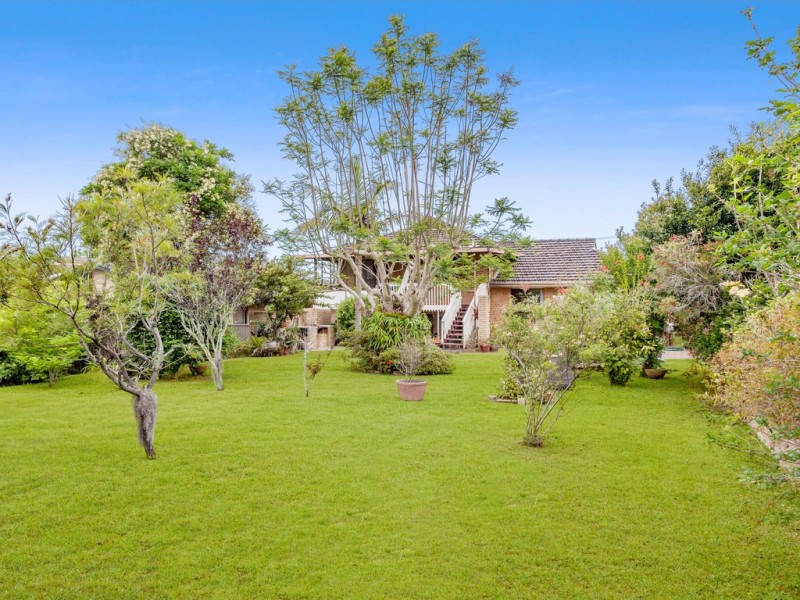 38 Annesley Ave, Stanwell Tops NSW 2508