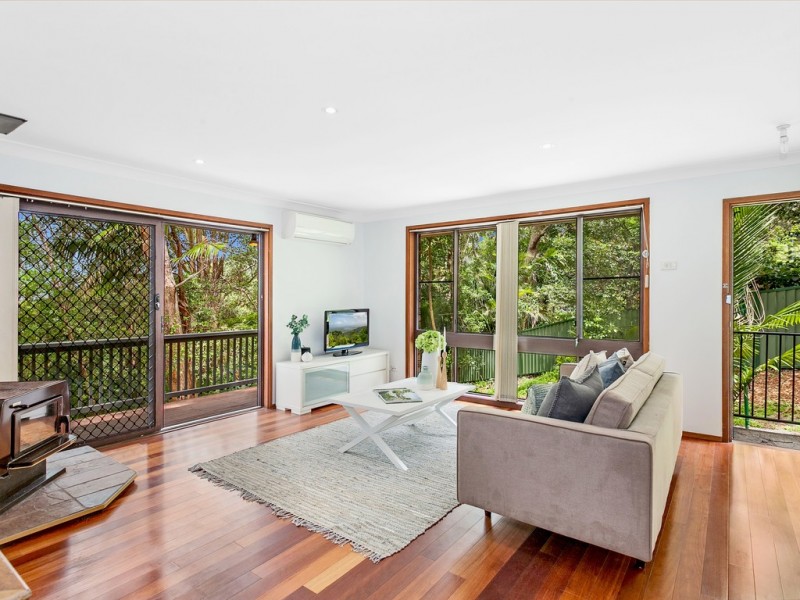 4 Chellow Dene Ave, Stanwell Park NSW 2508