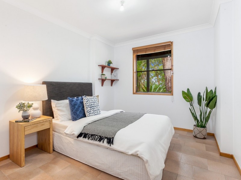 4 Chellow Dene Ave, Stanwell Park NSW 2508