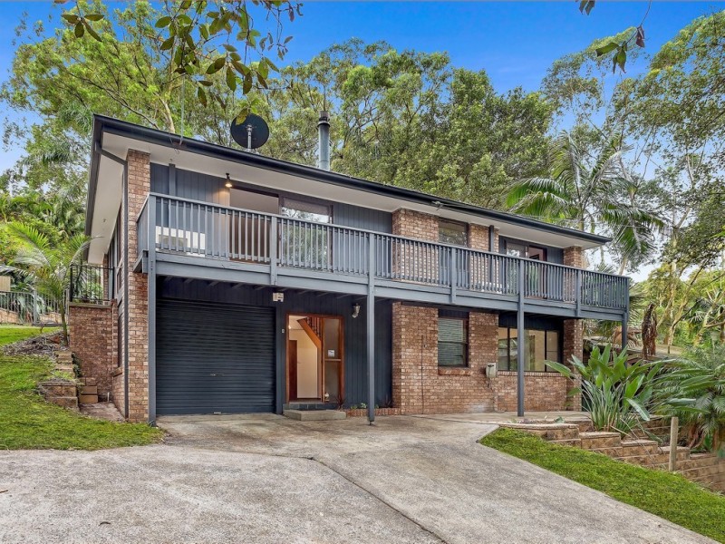 4 Chellow Dene Ave, Stanwell Park NSW 2508