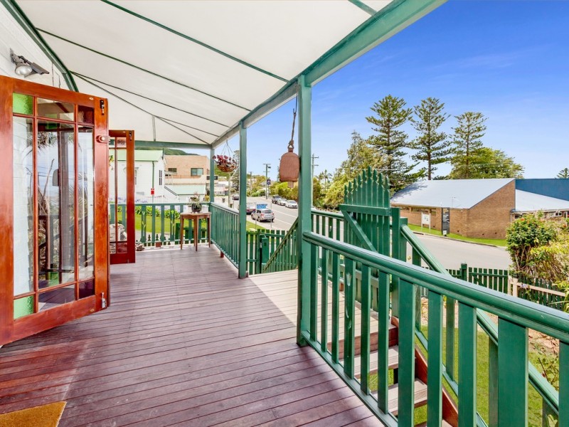 754 Lawrence Hargrave Drive, Coledale NSW 2515