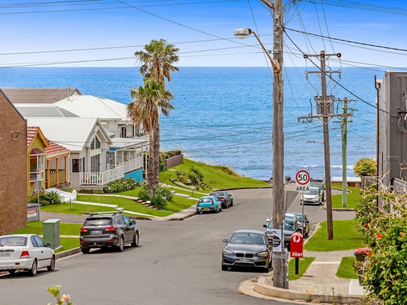 754 Lawrence Hargrave Drive, Coledale NSW 2515