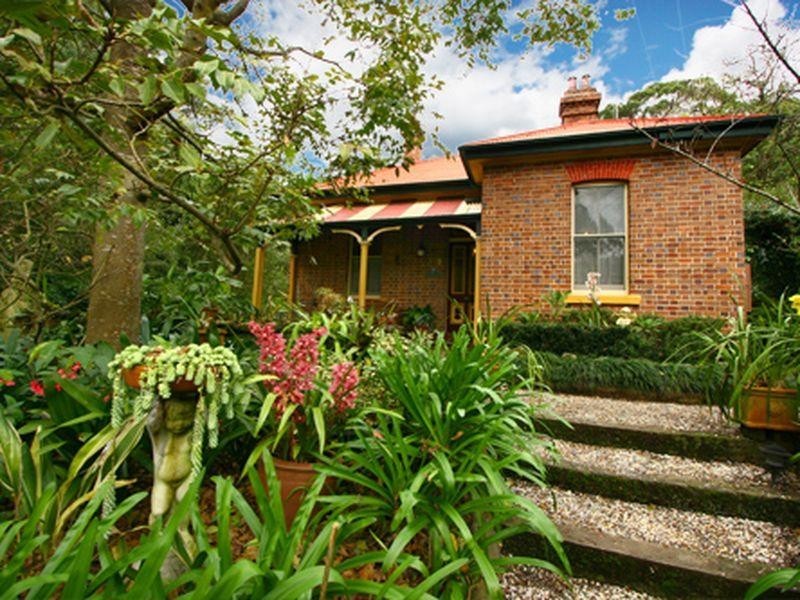 3 Vera Street, Helensburgh NSW 2508