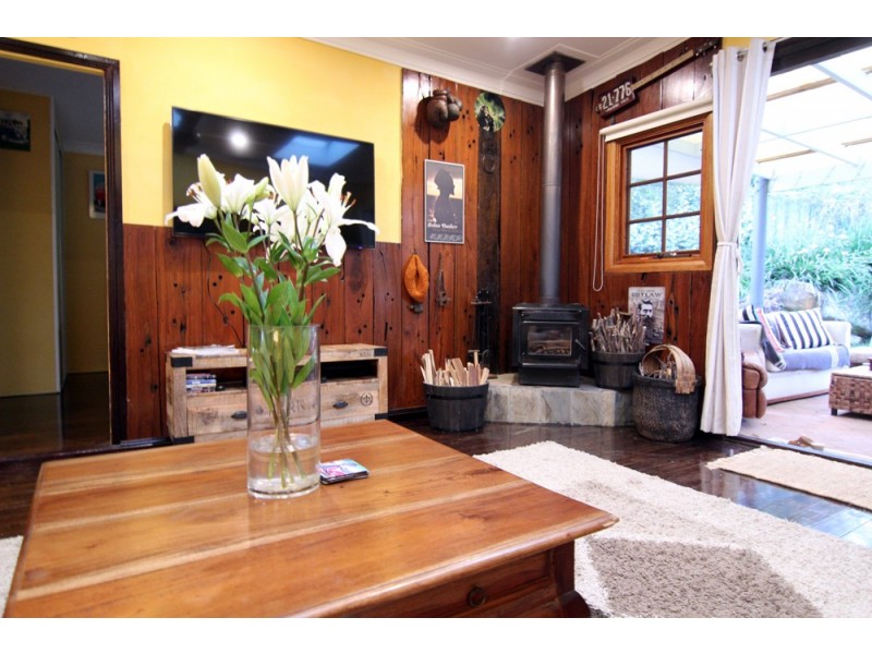 17 Lower Coast Road, Stanwell Park NSW 2508