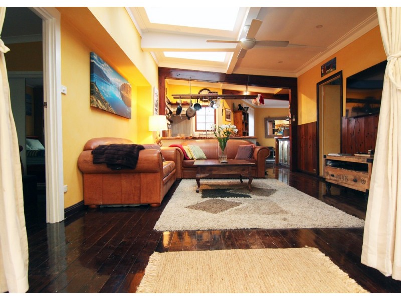 17 Lower Coast Road, Stanwell Park NSW 2508