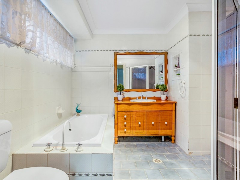 9 Olga Street, Helensburgh NSW 2508