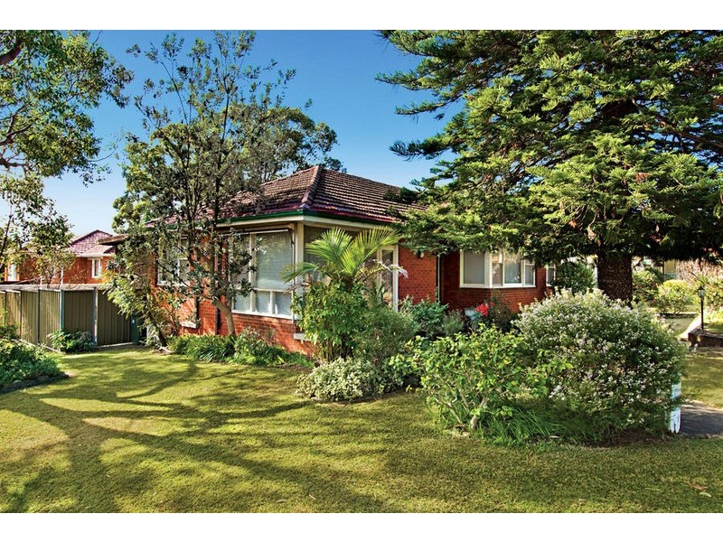 2 Woorak Crescent, Miranda NSW 2228