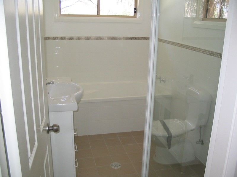 24A Robertson Street, Helensburgh NSW 2508