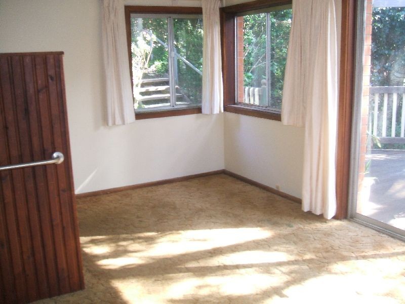 13 Railway Crescent, Stanwell Park NSW 2508