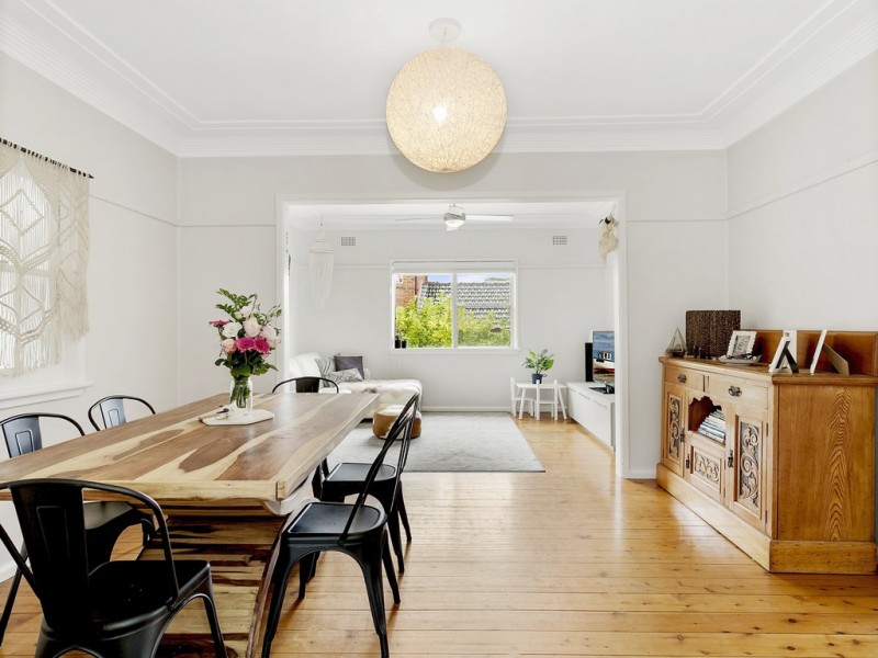 144 Parkes Street, Helensburgh NSW 2508