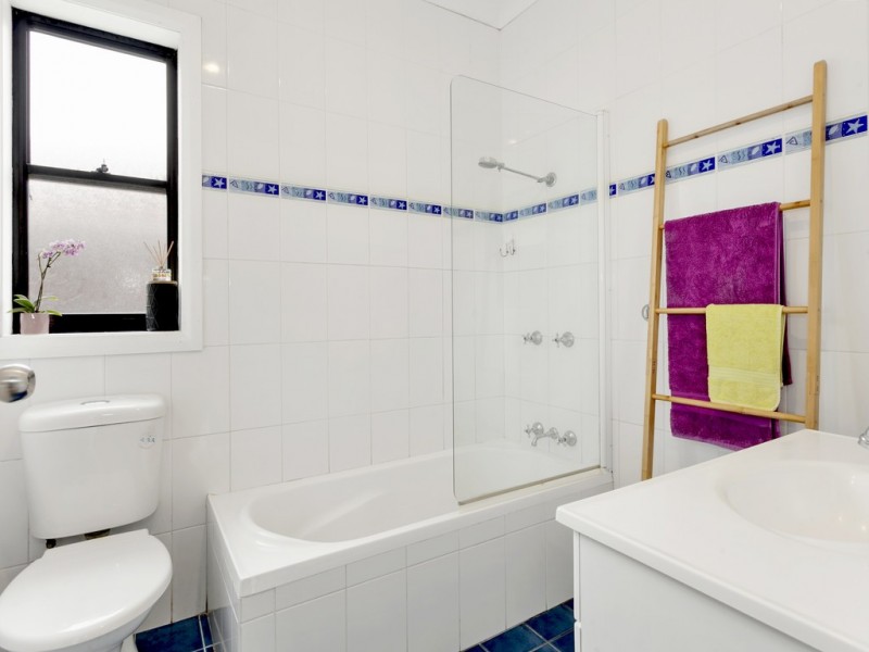 144 Parkes Street, Helensburgh NSW 2508