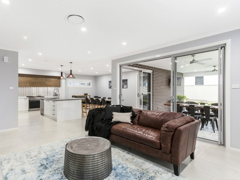 40 Castlemaine Circuit, Harrington Park NSW 2567