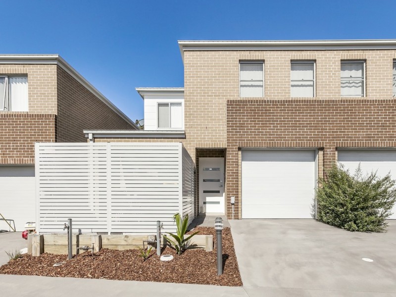 20/15 Park Ave, Helensburgh NSW 2508