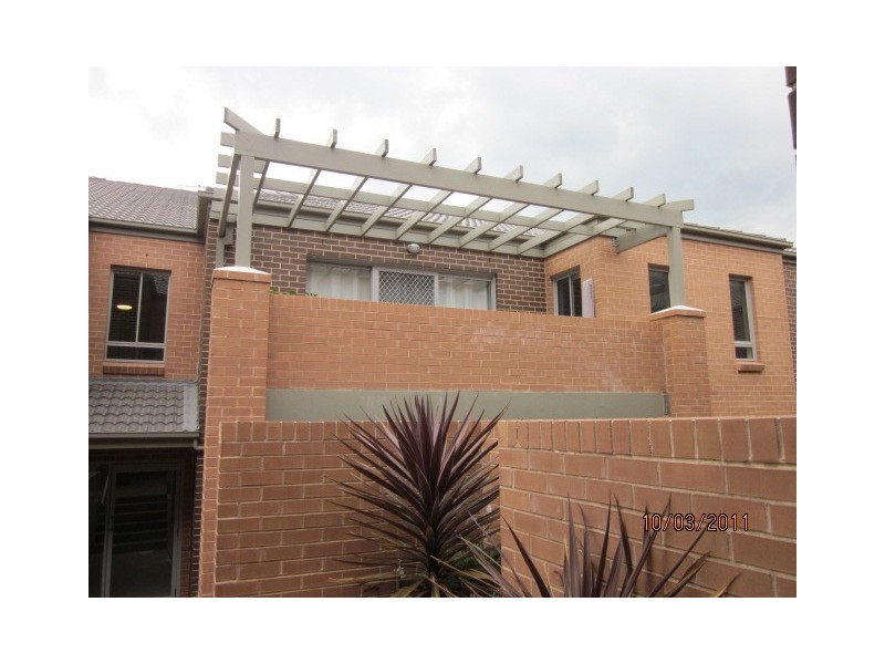 16/9 Stuart Street, Helensburgh NSW 2508