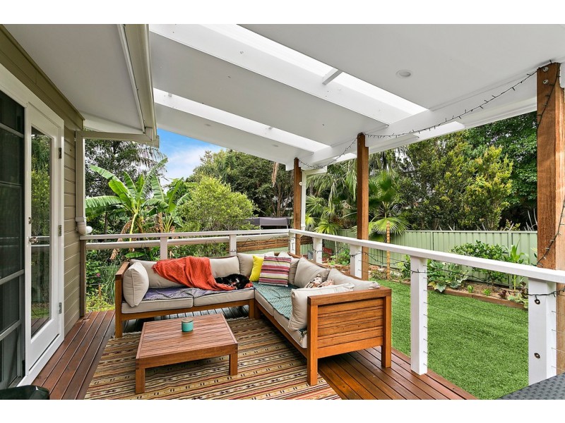 17 Fords Road, Thirroul NSW 2515