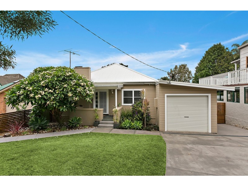 17 Fords Road, Thirroul NSW 2515