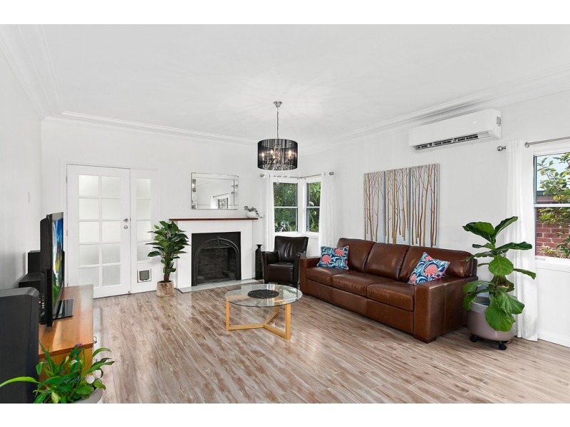 17 Fords Road, Thirroul NSW 2515