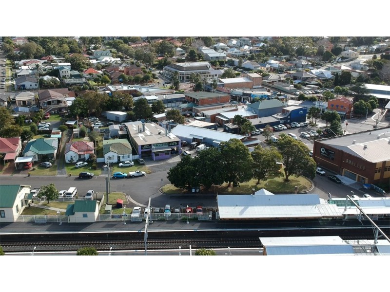 8 Railway Parade, Thirroul NSW 2515