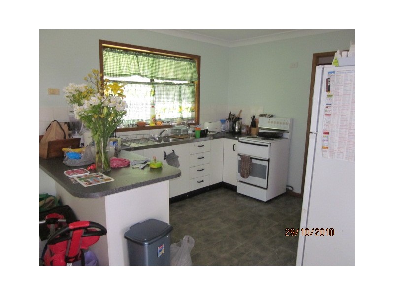 45 Parkes Street, Helensburgh NSW 2508