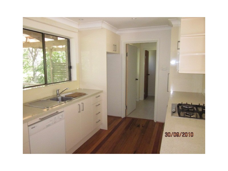 11 11 Cochrane Street, Thirroul NSW 2515