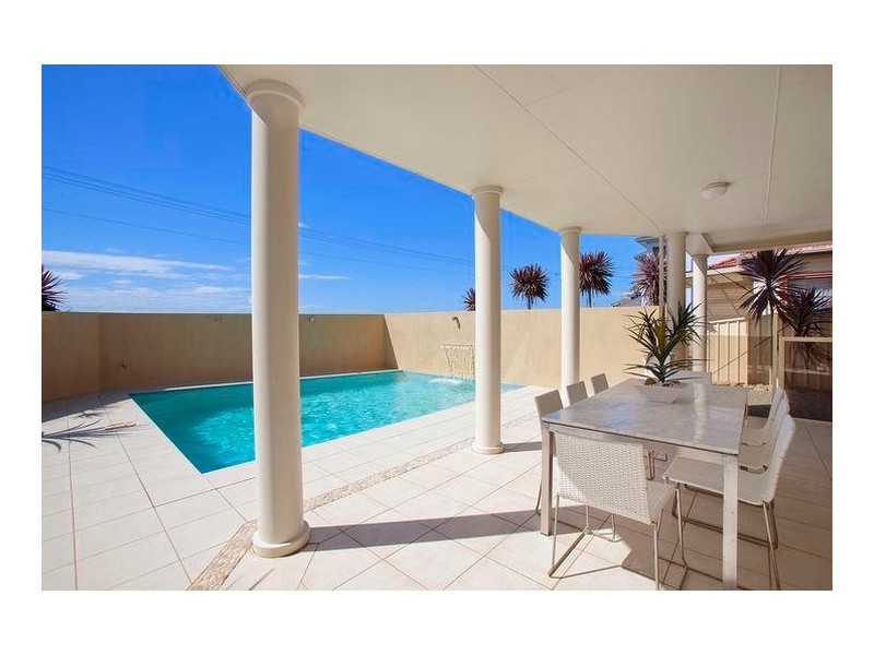 20 Beach Drive, Woonona NSW 2517