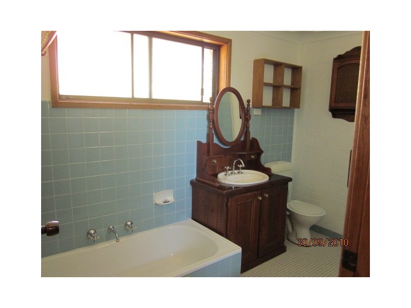 11/9-11 Cochrane Street, Thirroul NSW 2515