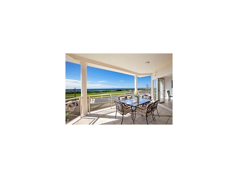 20 Beach Drive, Woonona NSW 2517