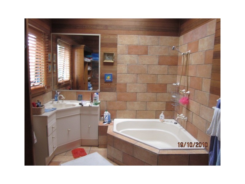 12 Alanson Street, Bulli NSW 2516