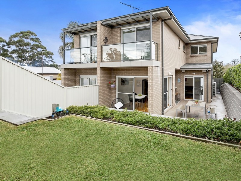1/11 Short Street, Helensburgh NSW 2508