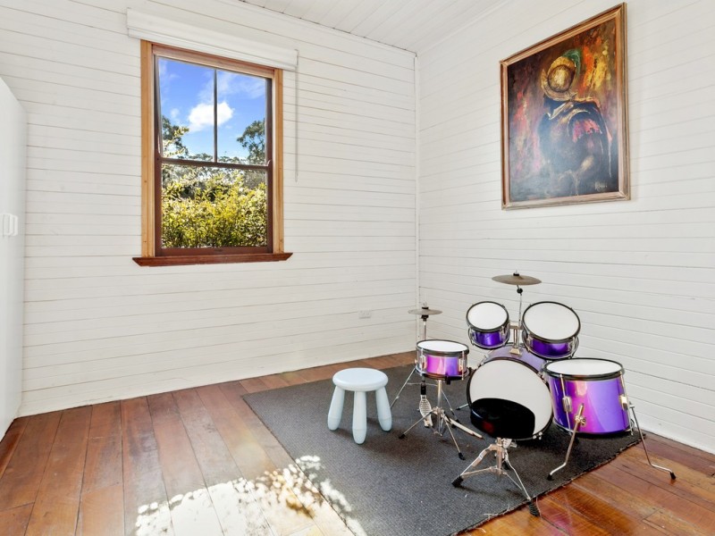 23 Parkes Street, Helensburgh NSW 2508