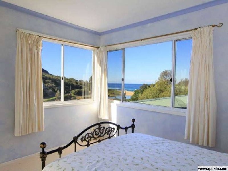 32 Lower Coast Road, Stanwell Park NSW 2508