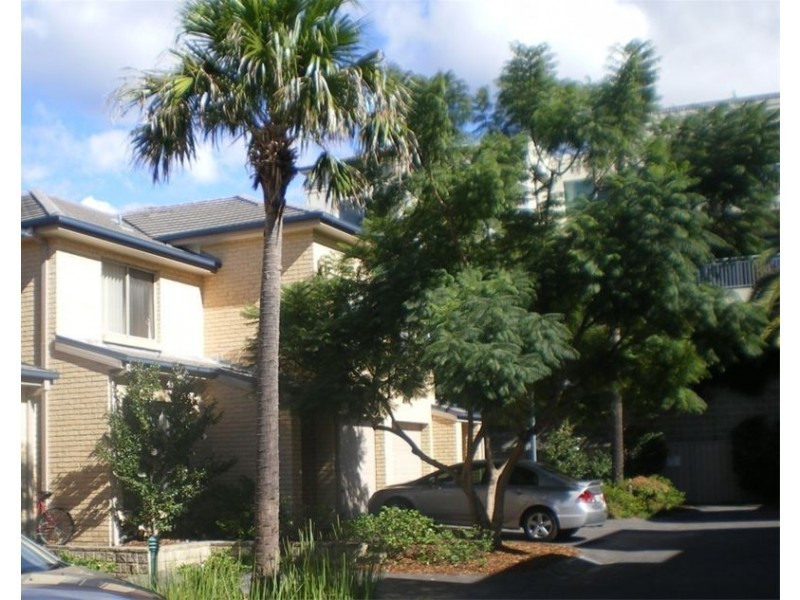 5/14 Raymond Road, Thirroul NSW 2515