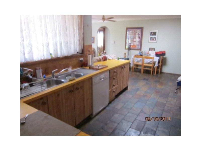 38 Robertson Street, Helensburgh NSW 2508