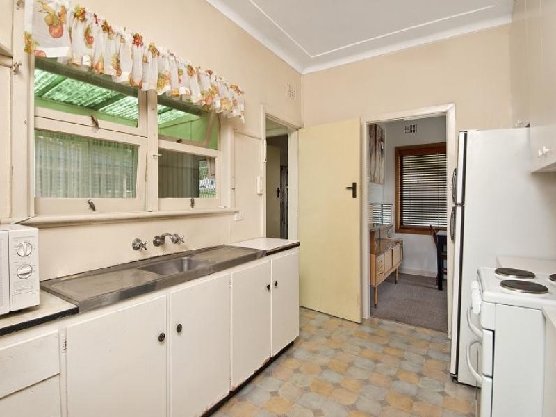 15 Boomerang Street, Helensburgh NSW 2508