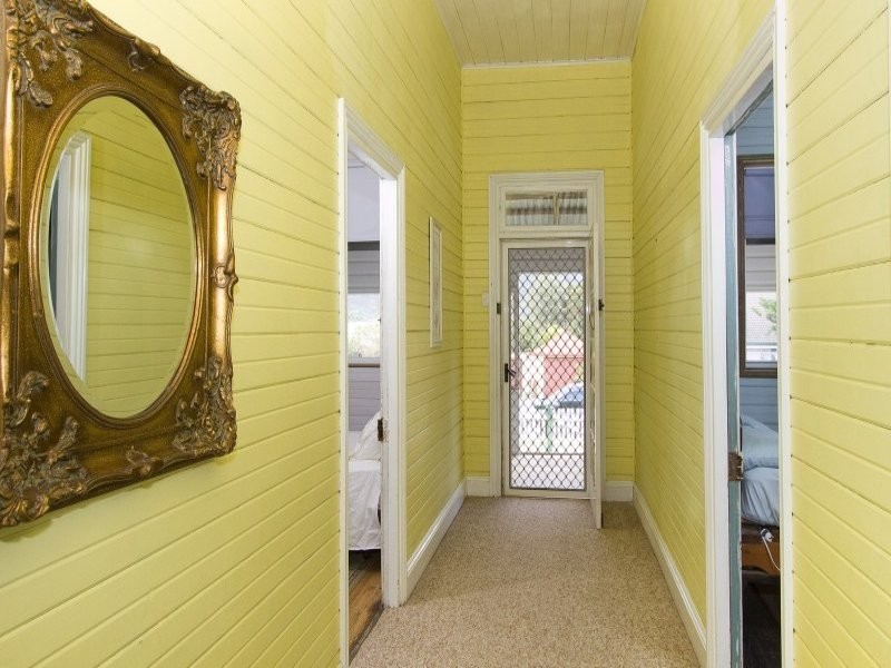 16 Surfers Parade, Thirroul NSW 2515