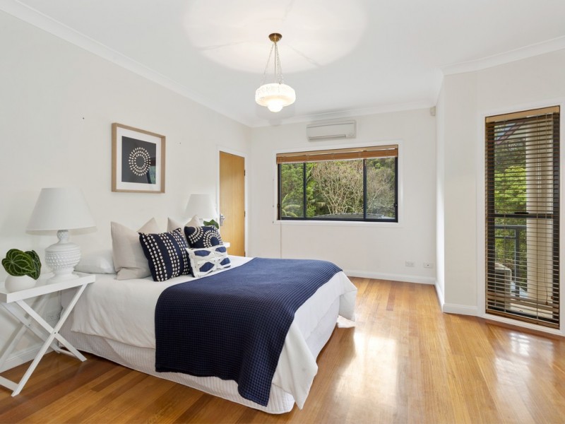 8 Squires Crescent, Coledale NSW 2515