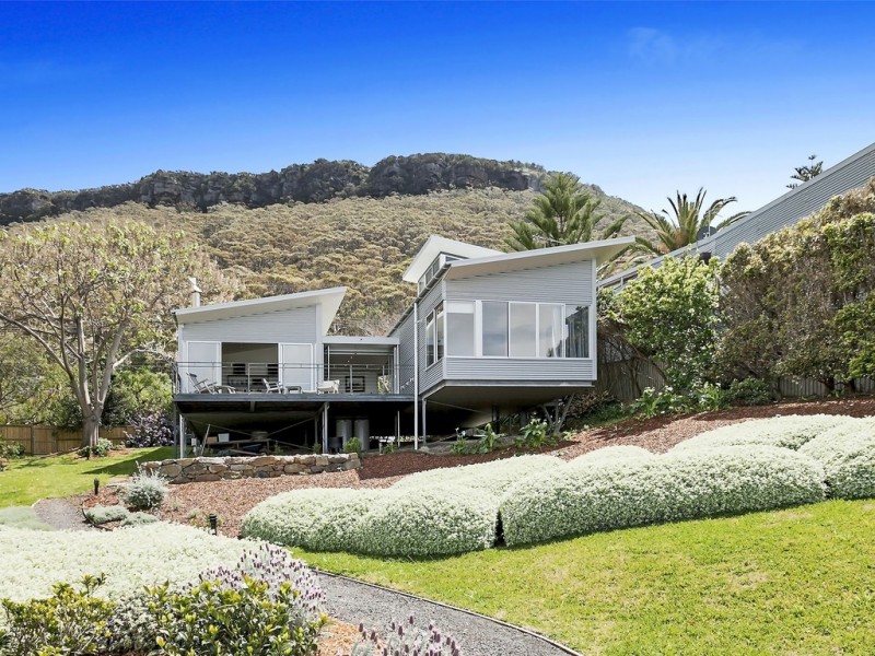 225 Lawrence Hargrave, Coalcliff NSW 2508
