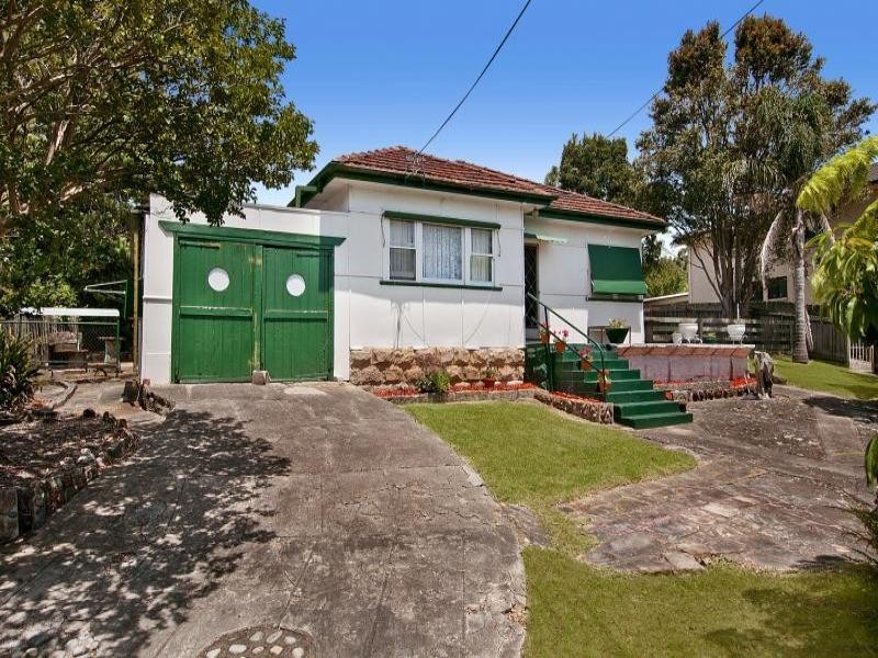 13 Halls Road, Helensburgh NSW 2508