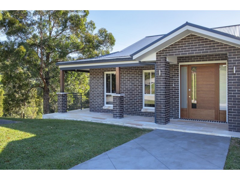 70 William James Drive, Mount Kembla NSW 2526