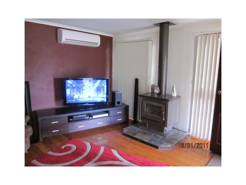 17 Leicester Street, Leumeah NSW 2560