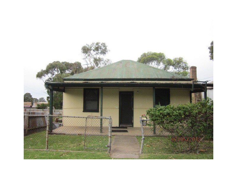 3 Stuart Street, Helensburgh NSW 2508