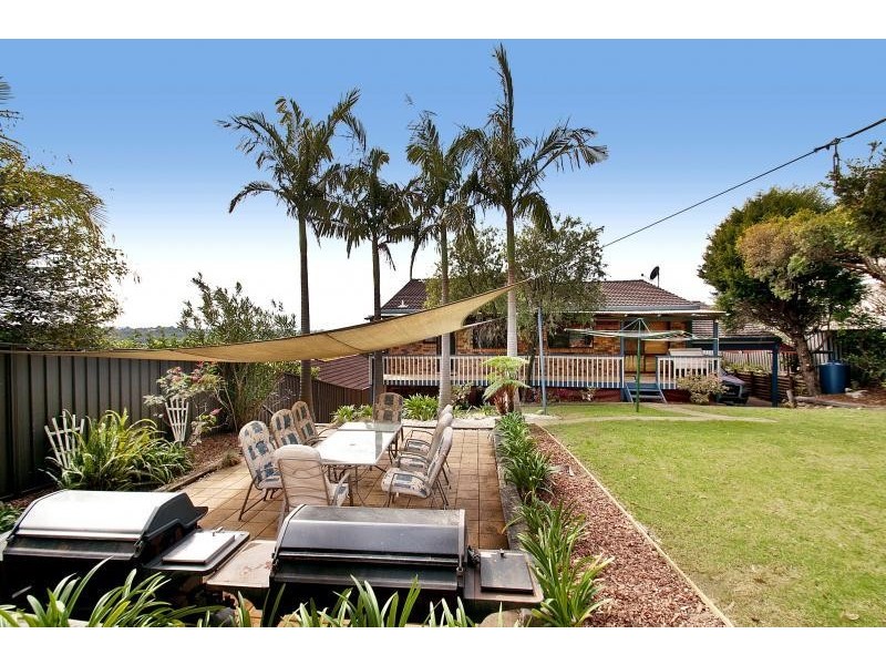 4 Mannikin Drive, Woronora Heights NSW 2233
