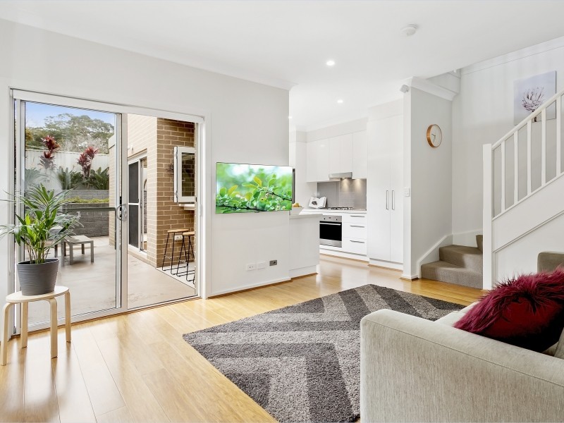 1/11 Short Street, Helensburgh NSW 2508