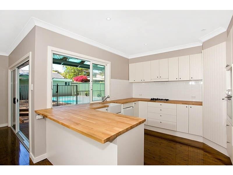 2 Forest Road, Heathcote NSW 2233