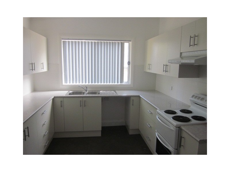 40 Parkes Street, Helensburgh NSW 2508